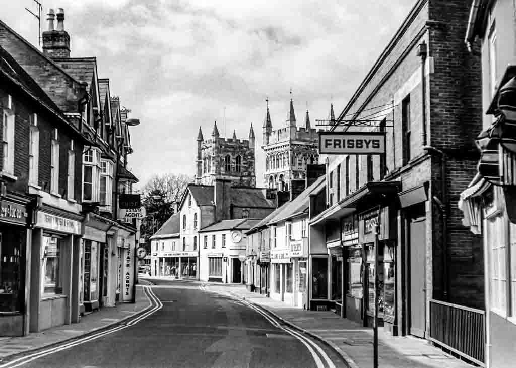 East Street, from the Millstream to Clock Corner